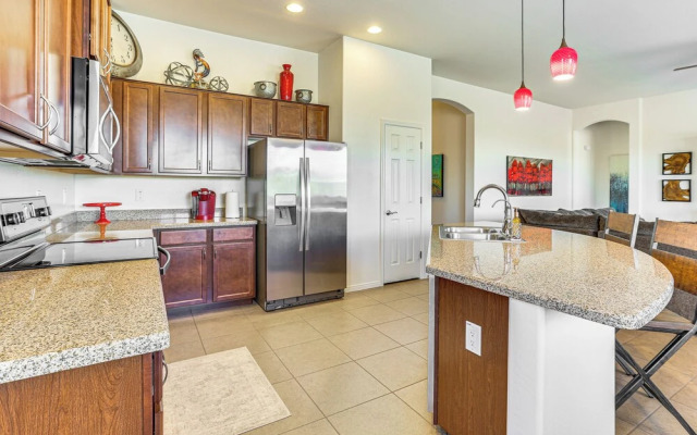 Outdoor Oasis in Goodyear: Stay & Play!