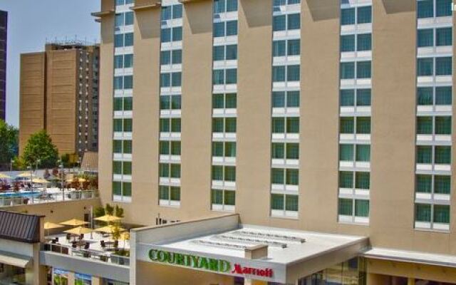 Courtyard by Marriott Bethesda/Chevy Chase