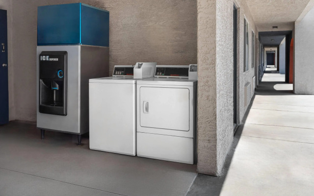 Days Inn by Wyndham Phoenix West