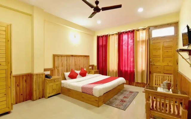 OYO 16988 Hotel White Orchid