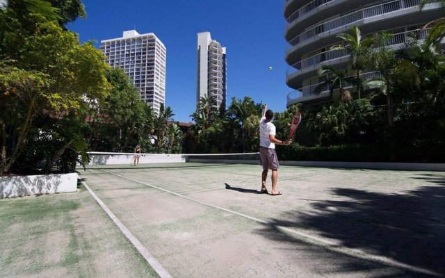 Surfers Mayfair Apartments