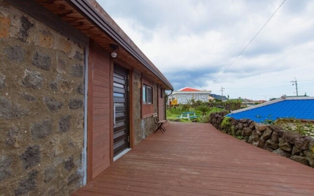 Simkoong House