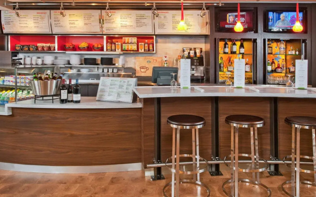 Courtyard by Marriott Frederick