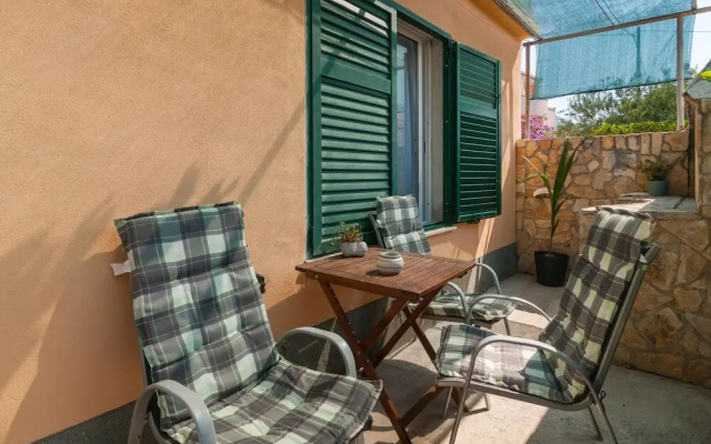 Awesome Apartment in Kastel Sucurac With Wifi and 4 Bedrooms