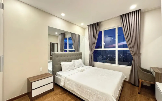 Genius SaiGon - Sunrise City View D7