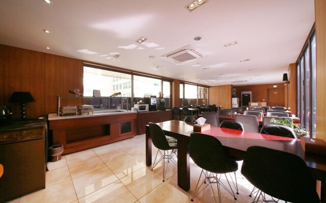 Uijeongbu Latree Hotel