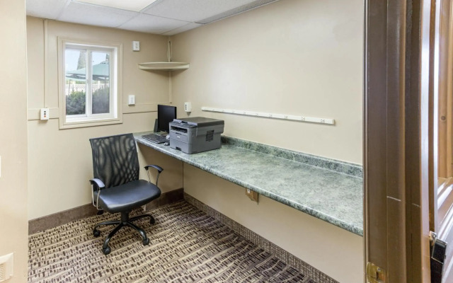 Quality Inn & Suites