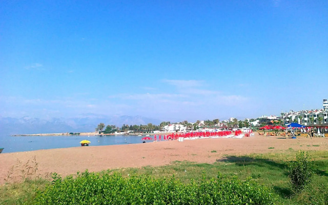 Lara Diamond Hotel