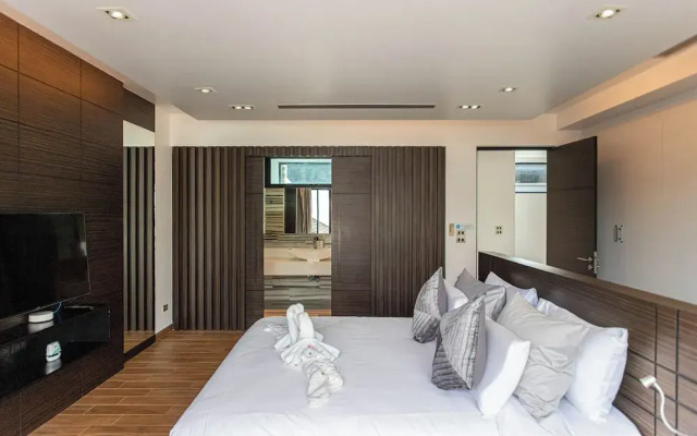 Tropical Haven 4 Bedroom Pool Villa