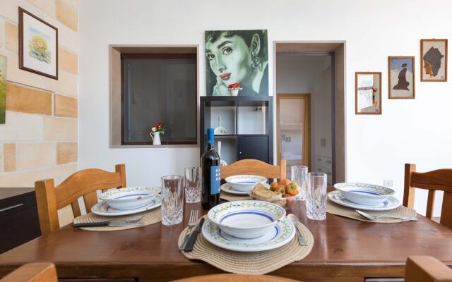 3269 Villetta Monica by Barbarhouse