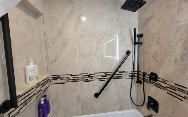 IVACAZ Suites on the Golf Course