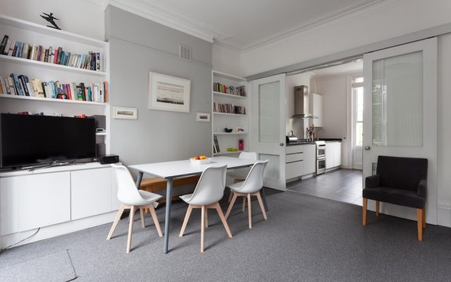 Myddelton Square Ii By Onefinestay