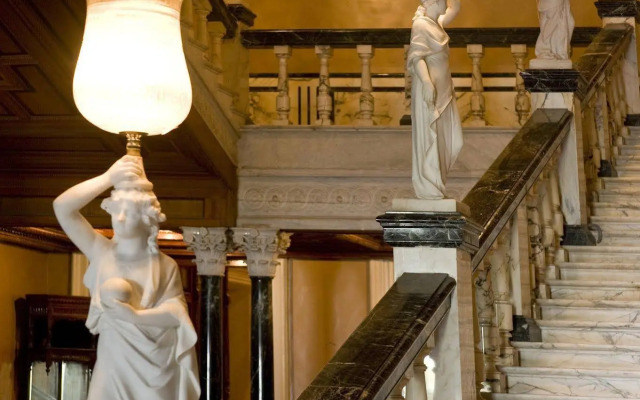 Taj Falaknuma Palace