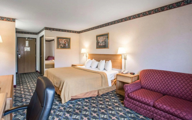 Quality Inn & Suites Caseyville - St. Louis