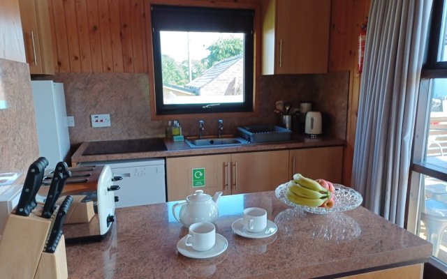Green View Lodges