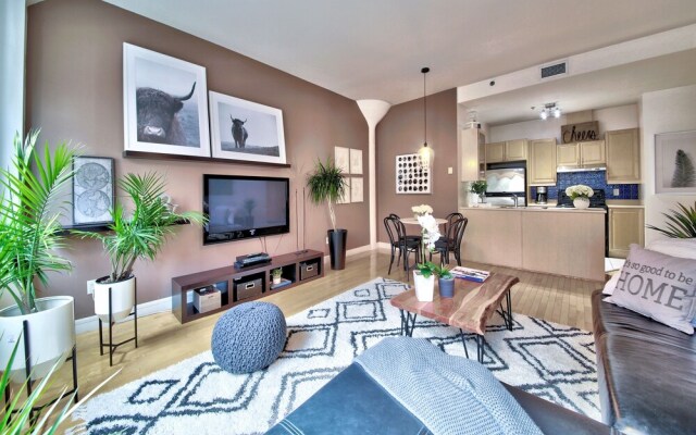 Quartier des Spectacles Downtown Loft Condos