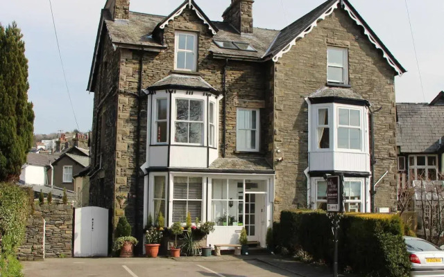 St John's Lodge (incl off-site health club)