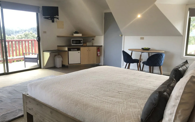 GG gateway to the Gordon