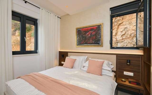New & Luxury 5* with Breathtaking View- Kiki Lu Apartment