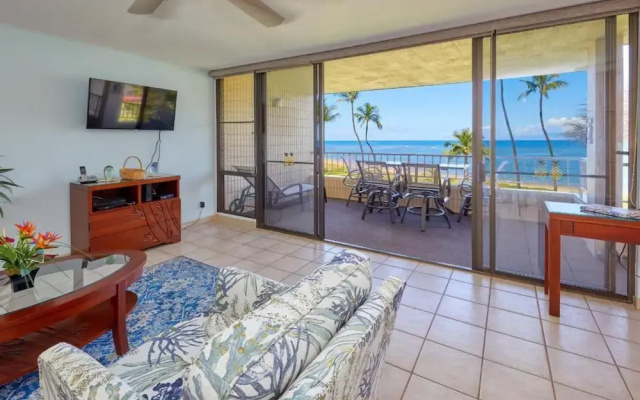 Koa Lagoon #406 by Maui Life Realty