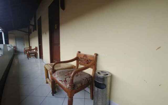 OYO 90283 Hotel Rajadani Ackni