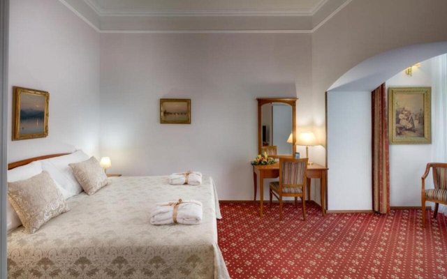 Boutique Hotel Seven Days Prague