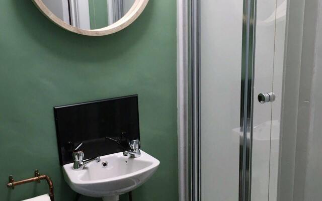 CellB - Hostel