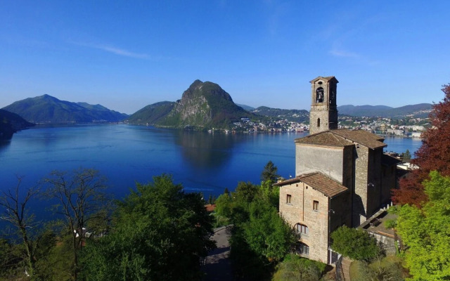 Honeymoon With Stunning View