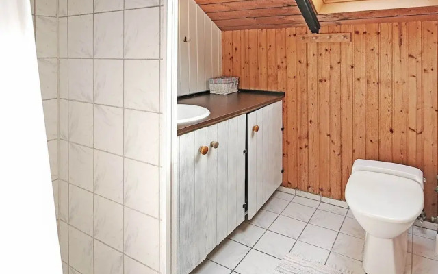 6 Person Holiday Home in Rodby