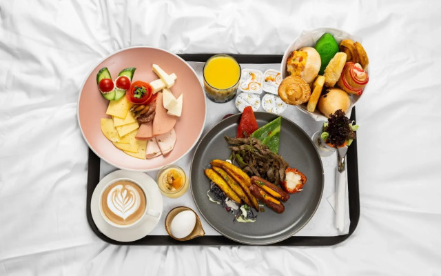 Three Pearls Musalli Makkah