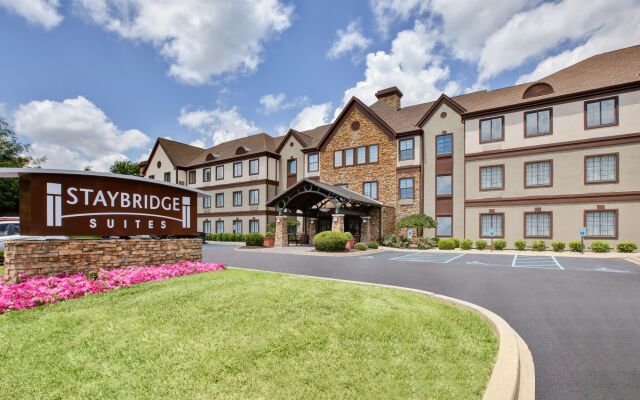 Staybridge Suites - Louisville - East, an IHG Hotel