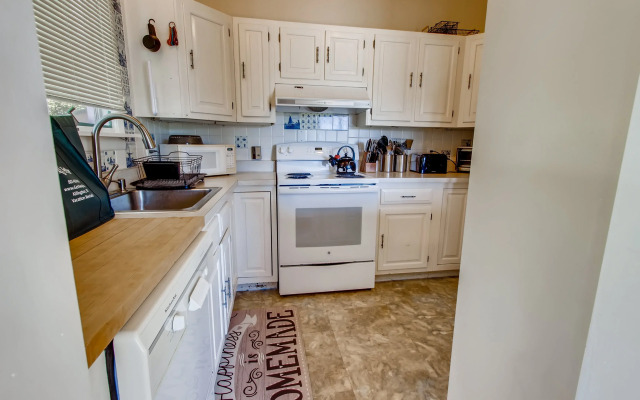 Silver Spring Chalet