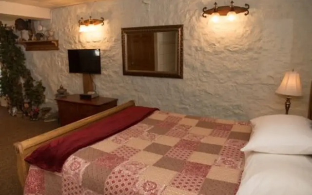 Stone Mill Hotel & Suites