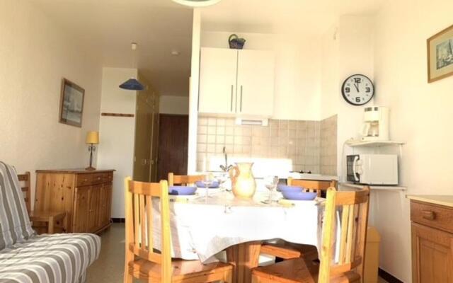 Appartement Balaruc-les-Bains, 1 pièce, 4 personnes - FR-1-503-76
