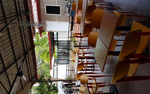 Jia by SKYPOD - Hostel