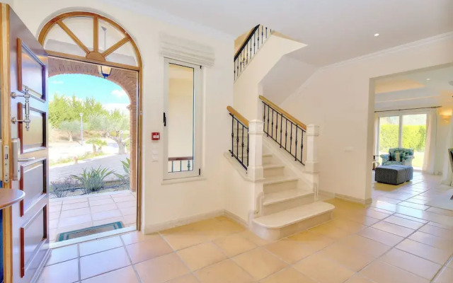 Monte Rei 2 bed Linked Villa