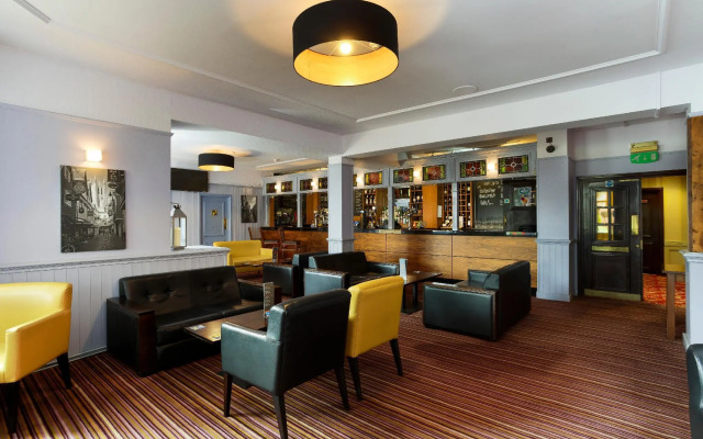 The Victoria Hotel