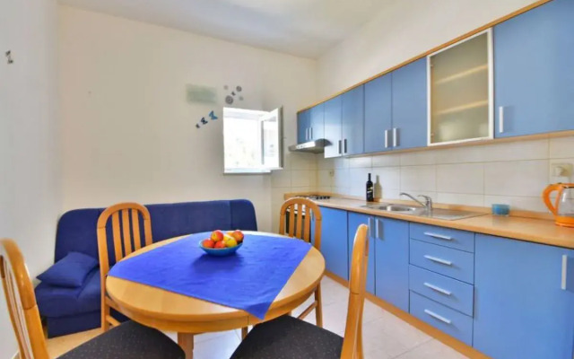 Apartment Sani Karlobag 12725