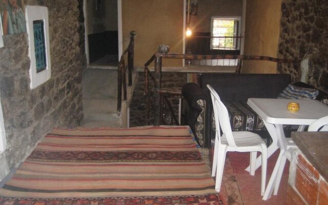 Hotel Aksoual