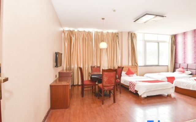 OYO Chizhou Sunshine Business Hotel