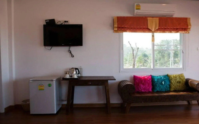 Keawanongburi Resort