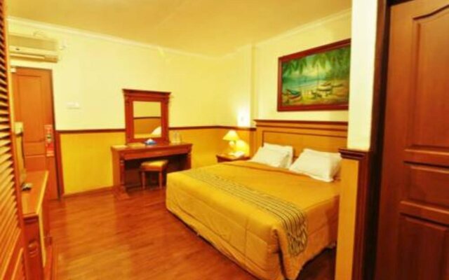 Sylvia Hotel Maumere