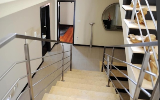 Apartment with 3 Bedrooms in São Félix Da Marinha, with Furnished Terrace And Wifi - 500 M From the Beach