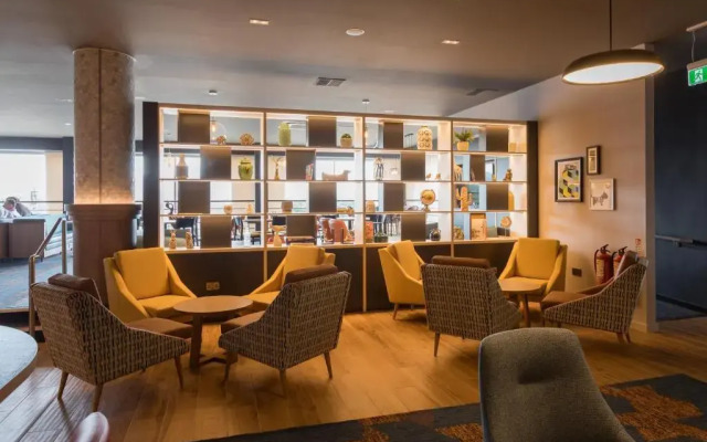 Holiday Inn Edinburgh by IHG