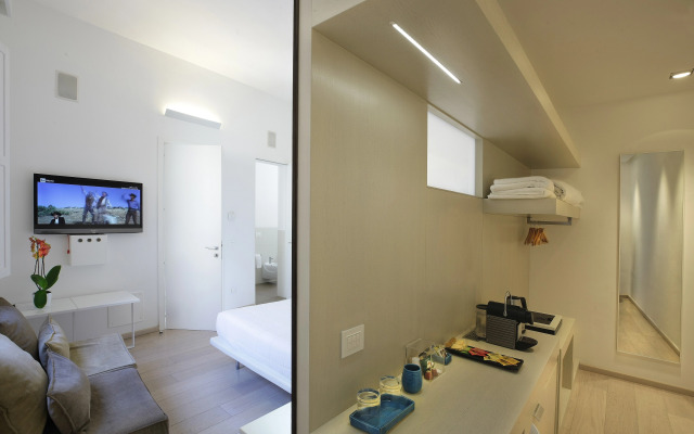 Santacroce Luxury Rooms