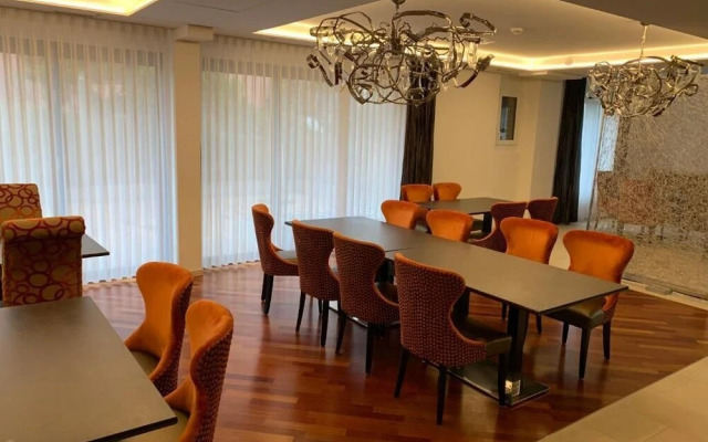 Apartments H56