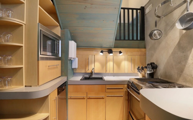 Revitalized Historical Southern Residence