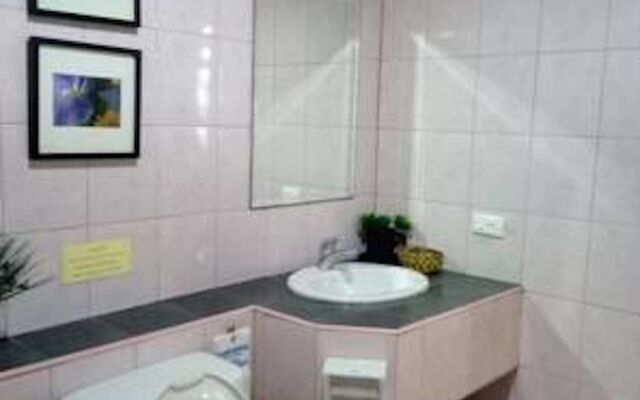 Pearl Place Hotel