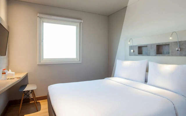 ibis budget Surabaya Diponegoro