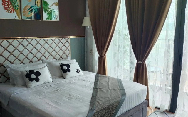 ZilleVille Studio Suite Seaview With Balcony at Imperium Residence